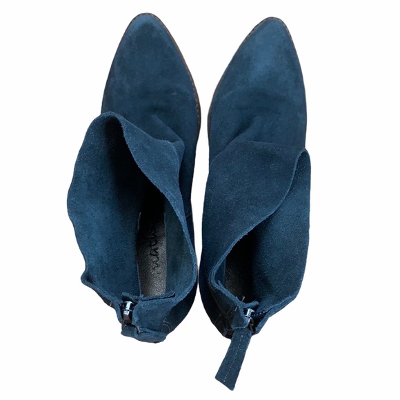 Matisse Blue/Gray Suede Ankle Boot - Picture 6 of 8